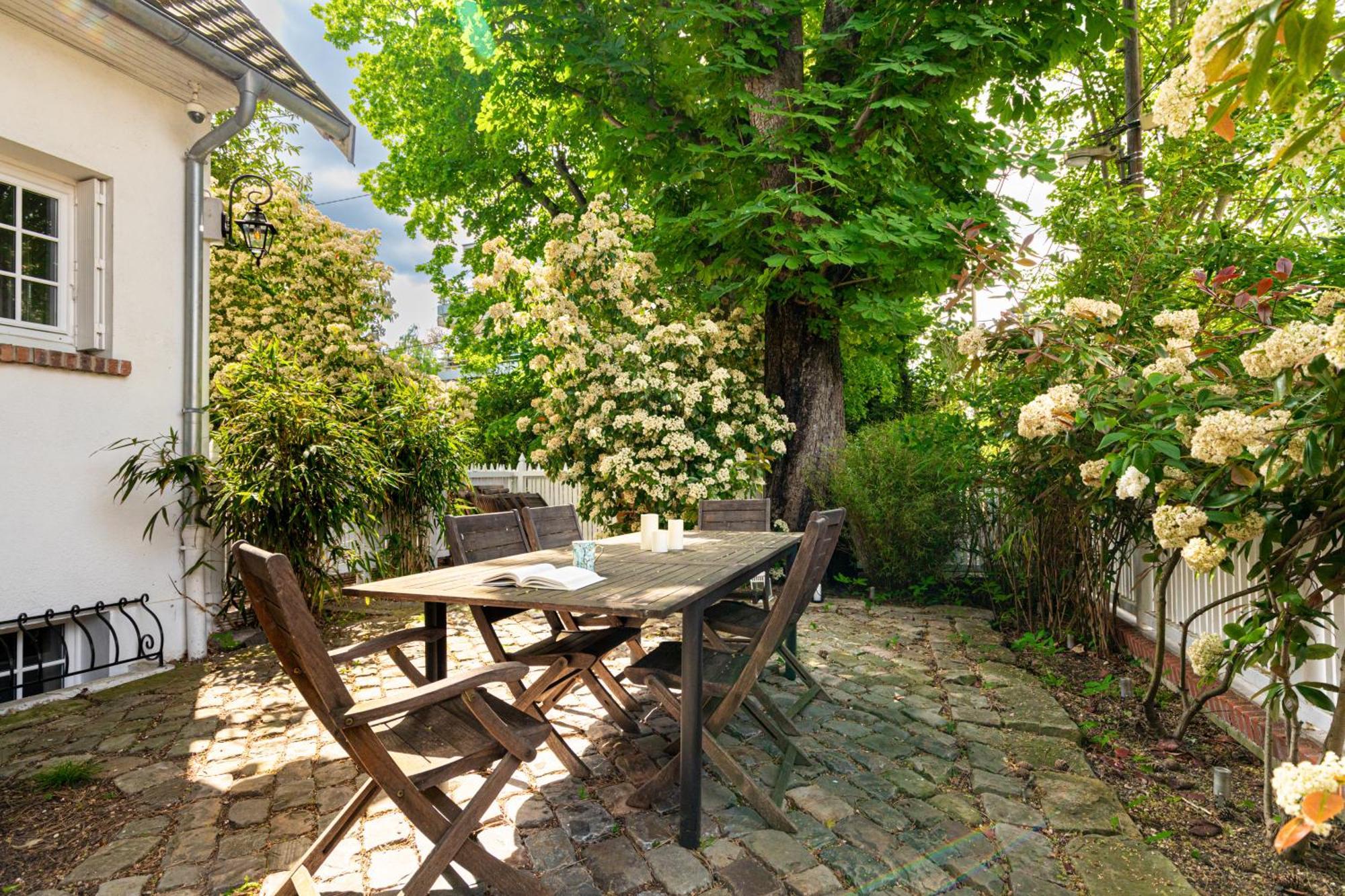 Modern Apartement Grand Paris, Tv Salon, Sharing Garden, Villa Des Ammonites Meudon Exterior photo